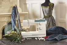 Load image into Gallery viewer, Viking Emerald 116